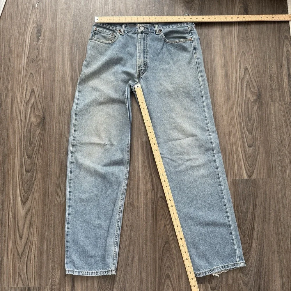 Levis 550 Jeans Mens Tag 31x33 (32x31) Faded Blue Denim Relaxed Fit Tapered Leg